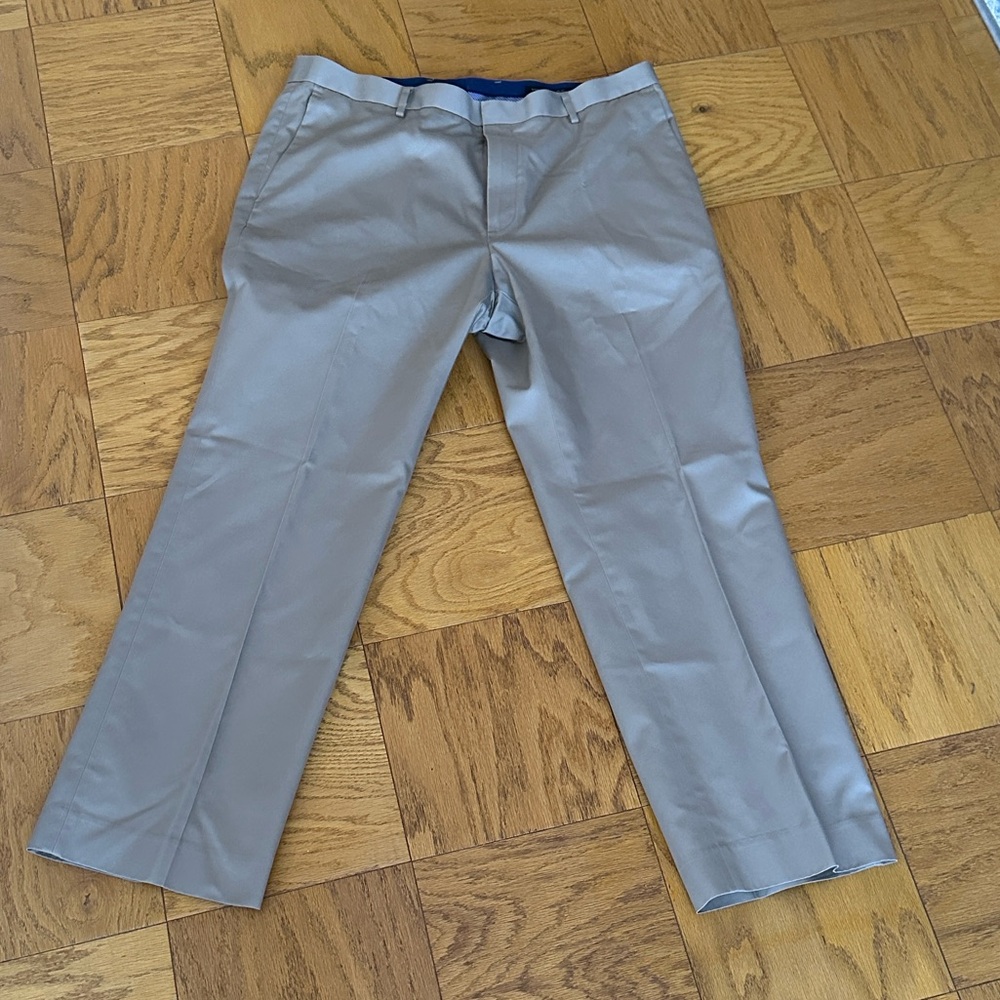 Banana Republic Men's Khaki Chinos